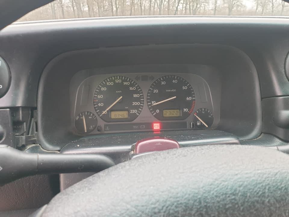VW-VENTO-1-8-BENZ-PLIN