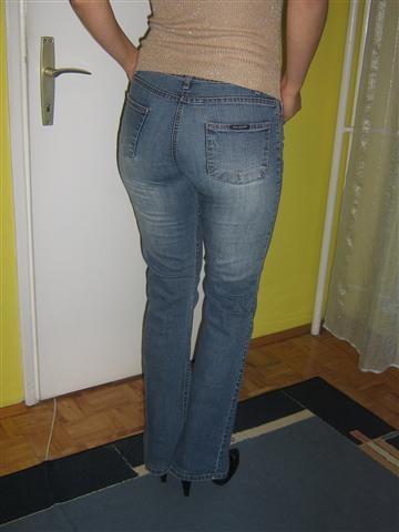 Izbleđene-Legend-farmerice
