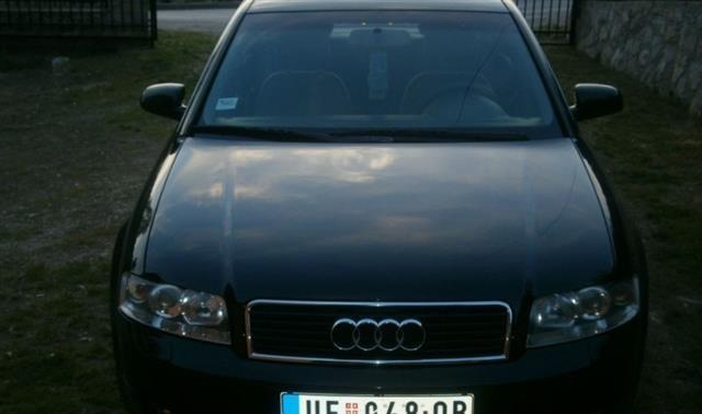 Audi-A4---04