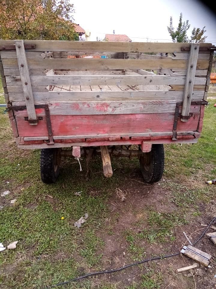 Levatot-Kola-za-traktor-Plug