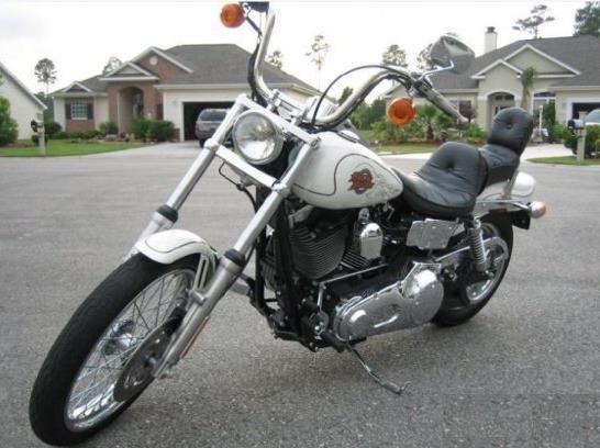 Harley-Davidson - Dyna Wide Glide