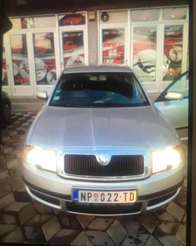 Škoda superb