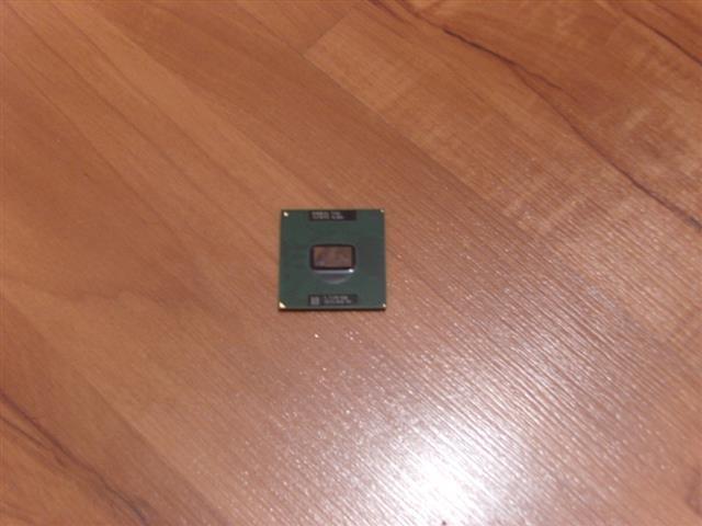 Dva-Procesora-za-lap-top---POVOLJNO