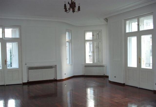 Lux stan 160m2 u centar