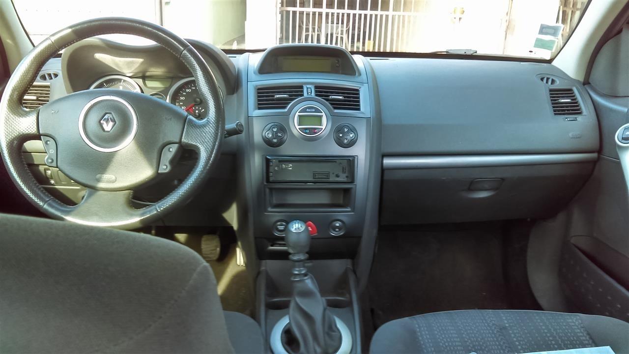 Renault-megane-1-9-DCI-2008-