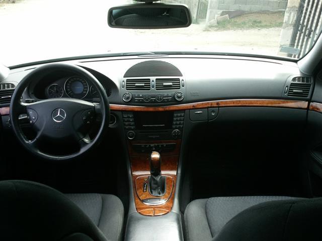 Mercedes---E-220CDI-ELEGANCE