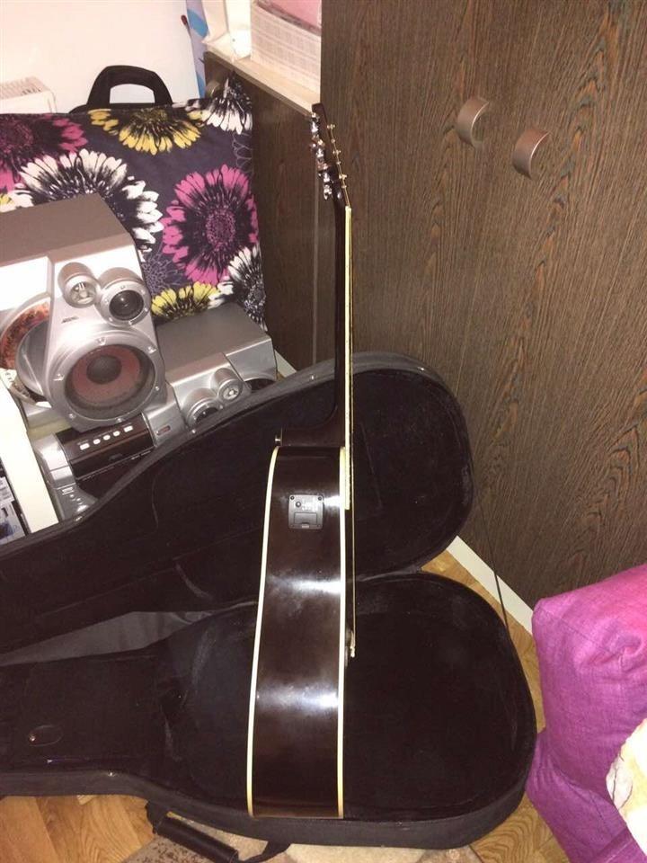 Gitara-Ibanez-V72-E-BK