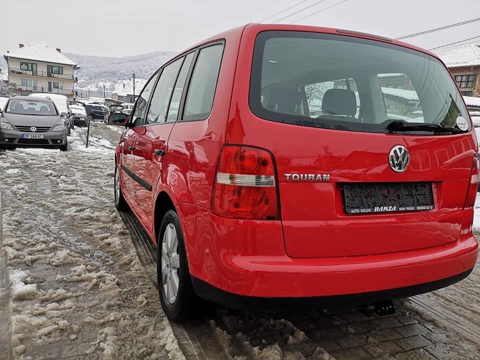 VW-TUARAN---1-6-benzin-
