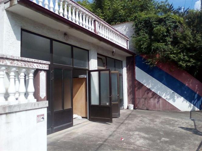 LOKAL U MIRIJEVU