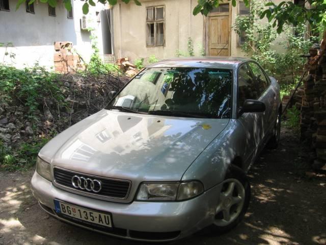 Audi A4  -96