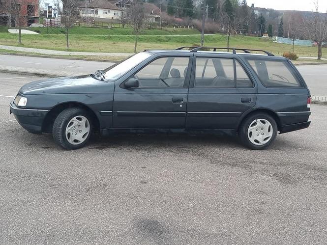 Pezo 405