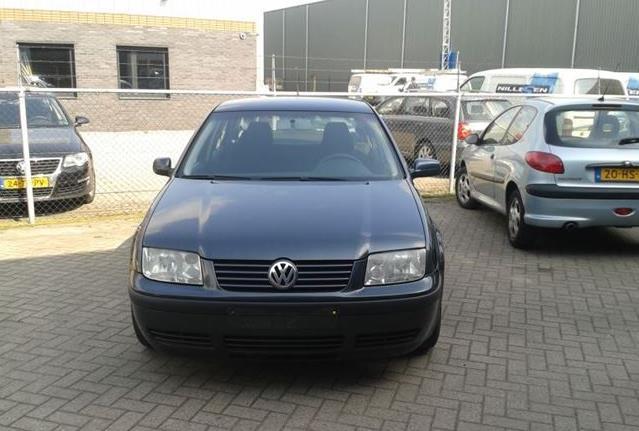 VW Bora 1.9 TDi -04