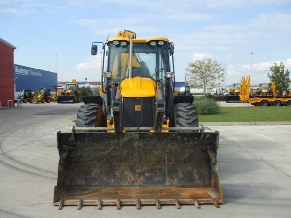 JCB-4CX---rovokopac-utovarivac