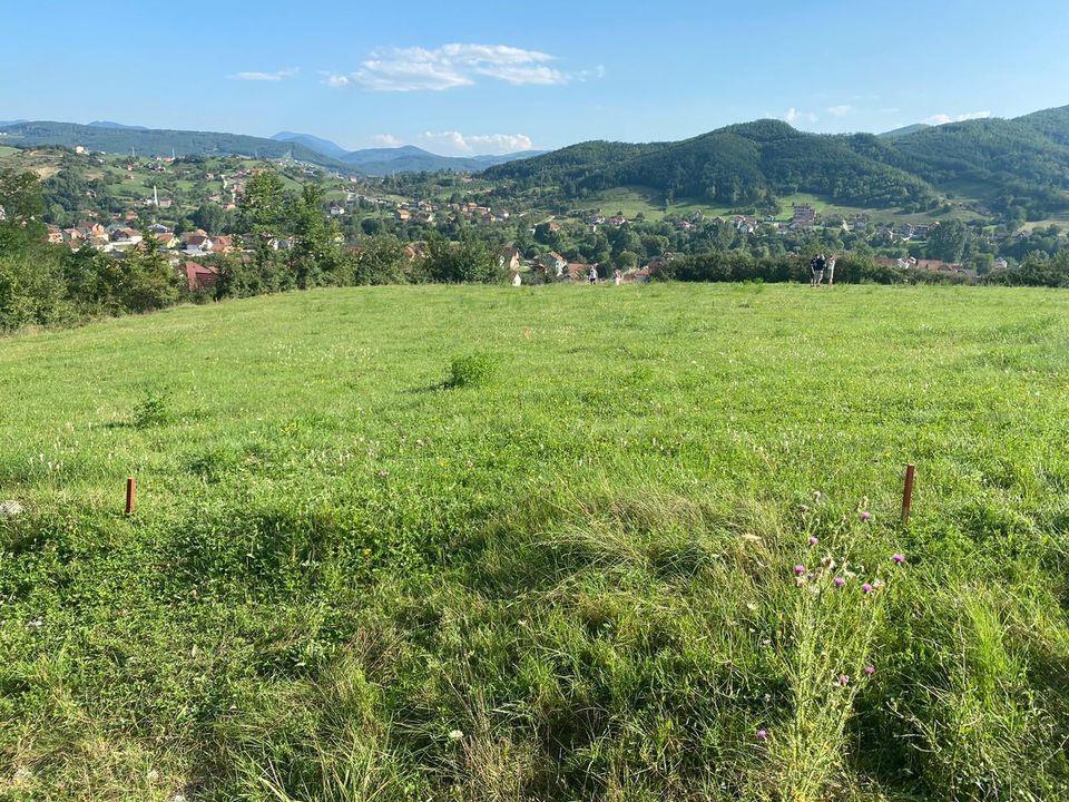 PLAC-NA-PRODAJU--