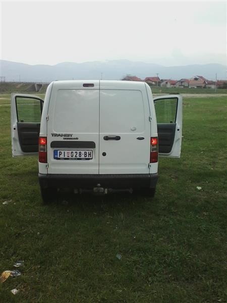 Ford-Transit-connect--04