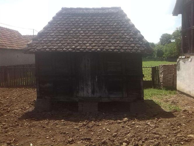Ambar na prodaju