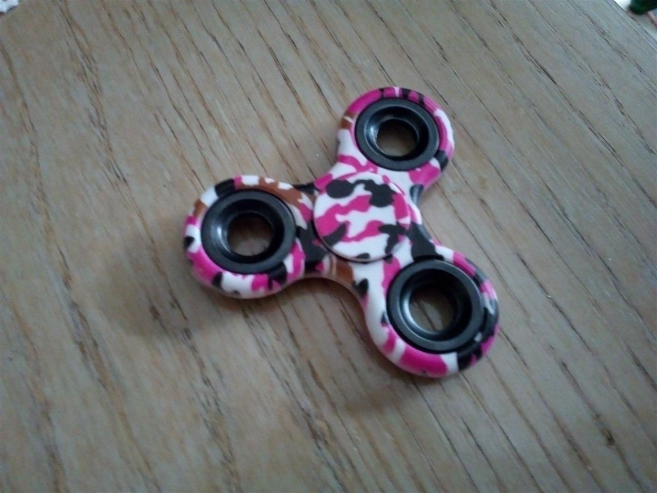 fidget-spiner--