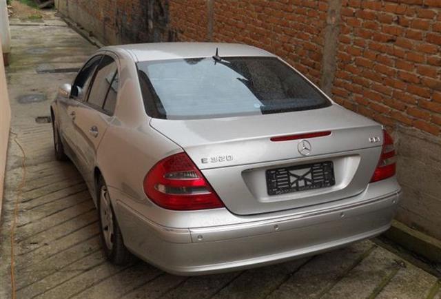 Mercedes-Benz E320 CDi Avangarde -04