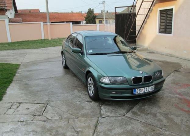 BMW 320 -01
