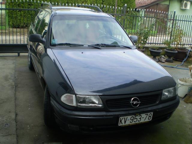 Opel Astra -96