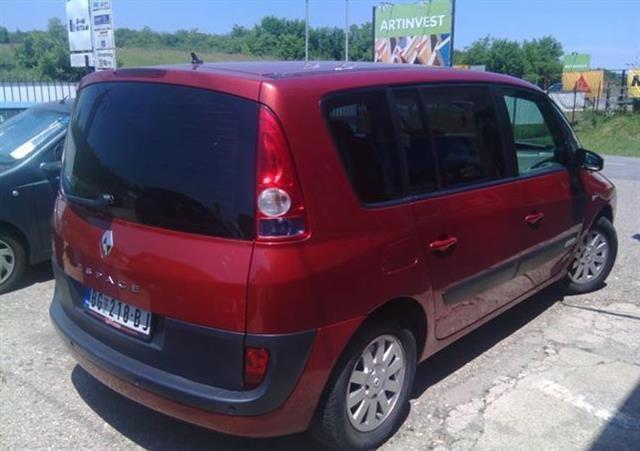Renault-Espace-2-0T--04