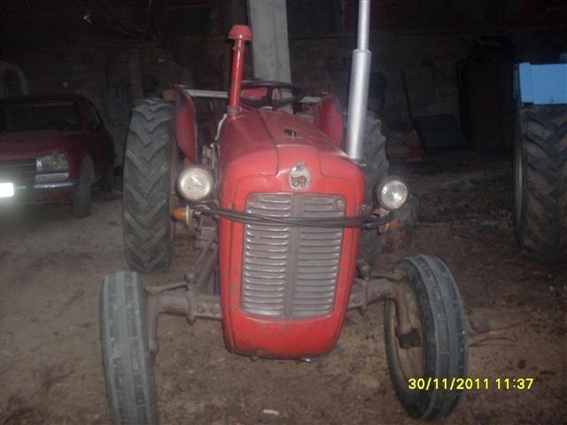 Traktor IMT 539