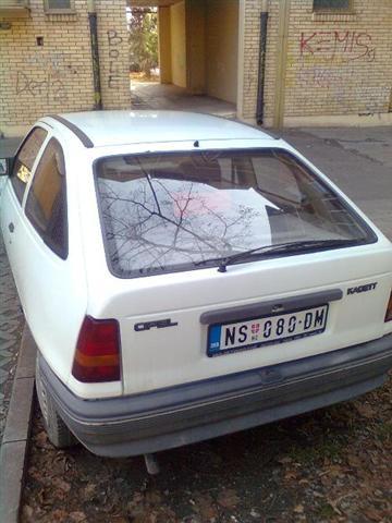 Opel-Kadett---90