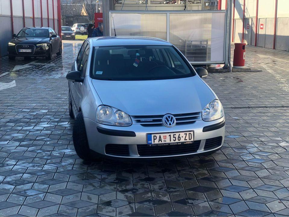 Golf-5-BLUEMOTION-2008-1-9