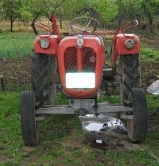 Traktor Bauer 300C