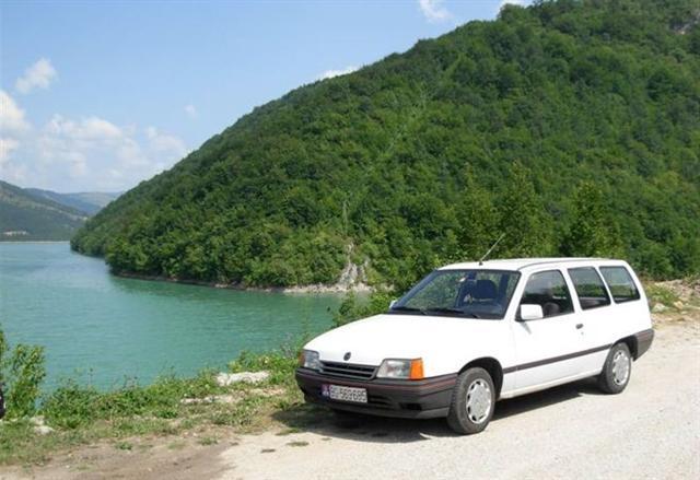 Opel Kadett E
