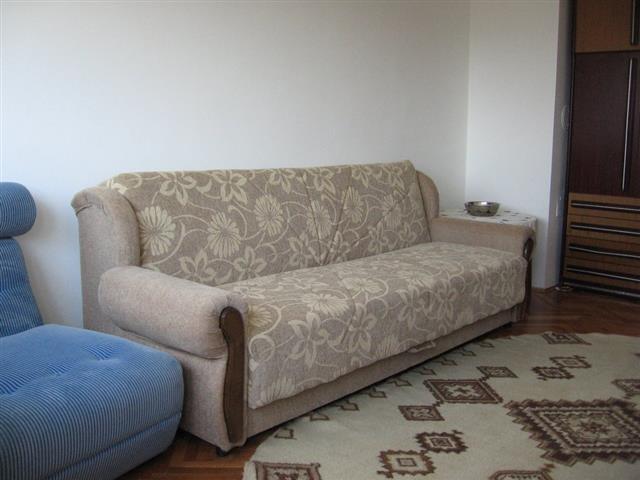 Izdajem-jednosoban-stan-31m2-