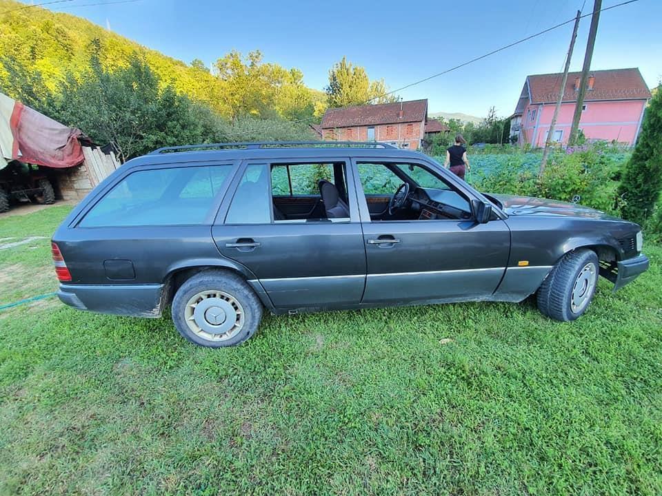 Mercedes-E250D