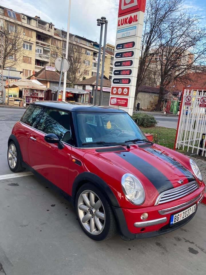 Mini-Cooper-One