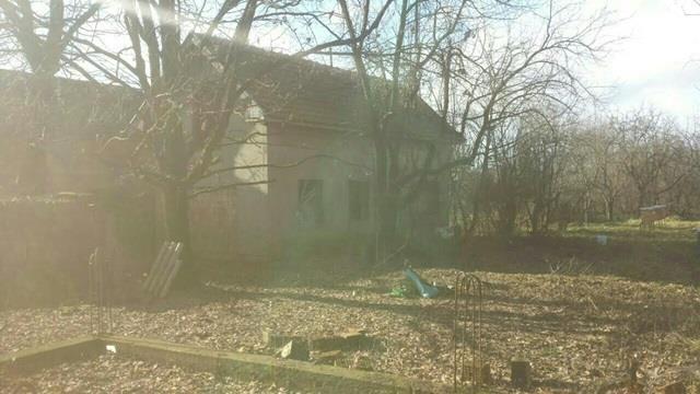 Plac--Petrovcic--Surcin