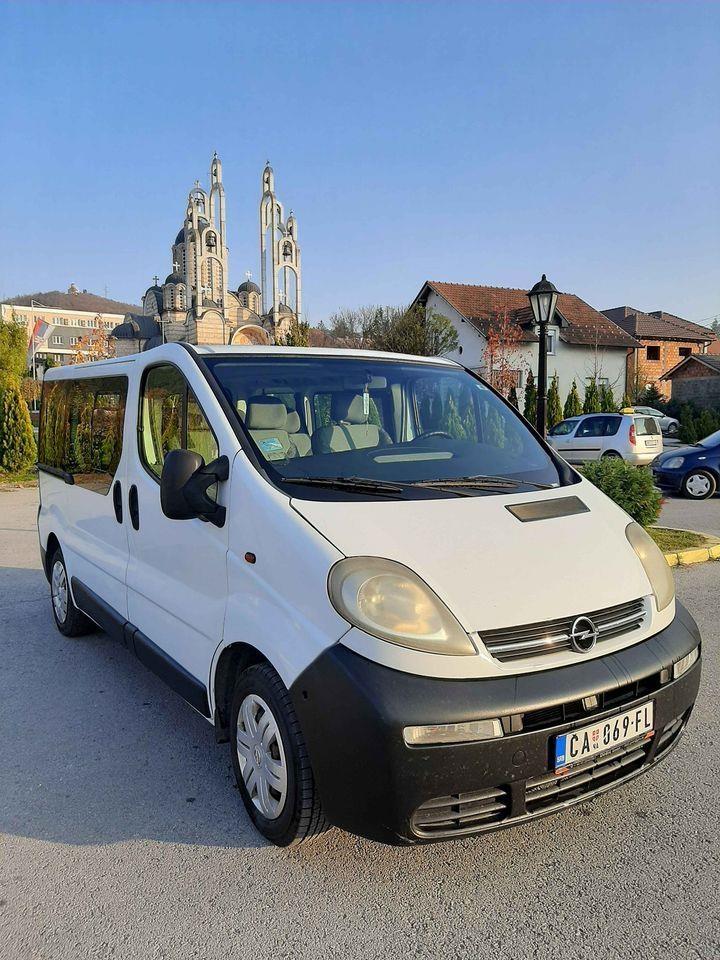 Opel-vivaro-1-9-dti