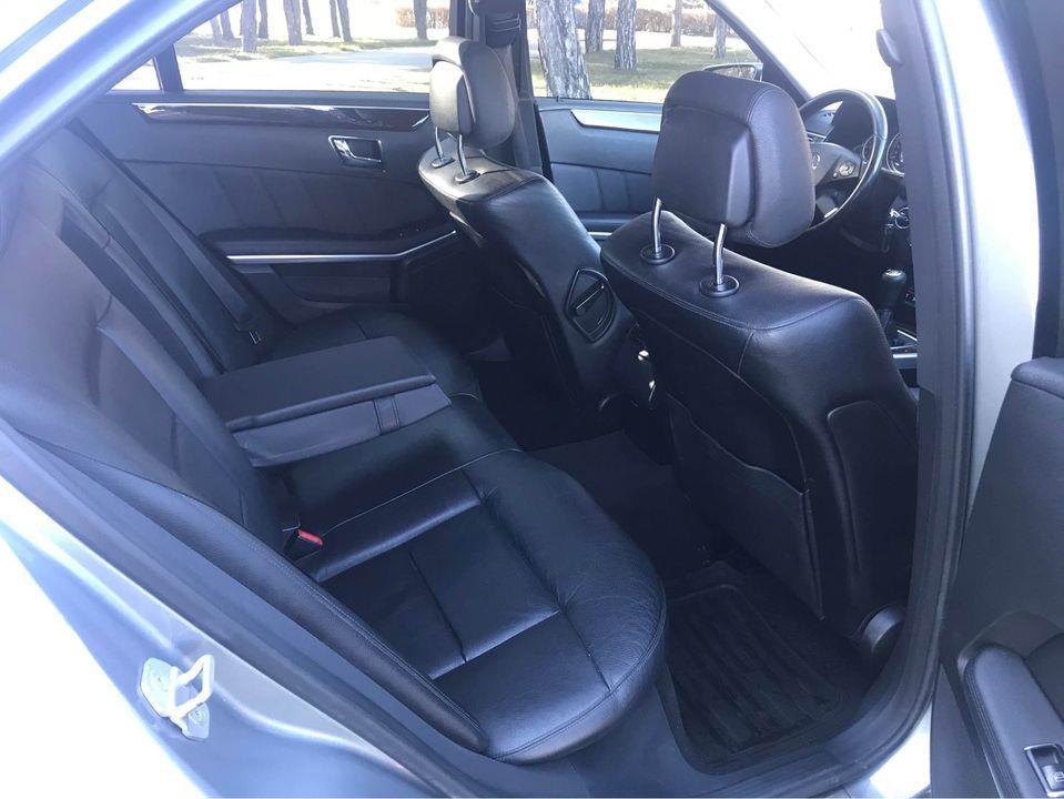 Mecedes-E200cdi-2011