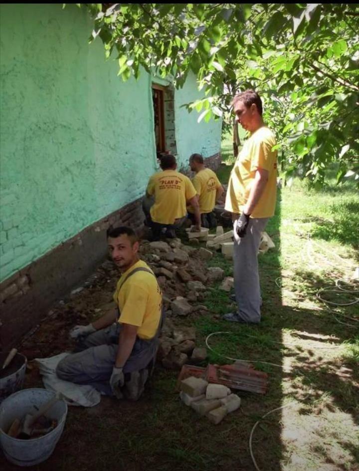 Vršimo-hidroizolaciju-vlažnih-kuća-i-objekata