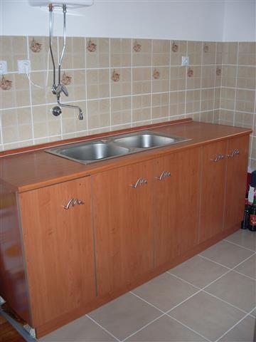 KUHINJA