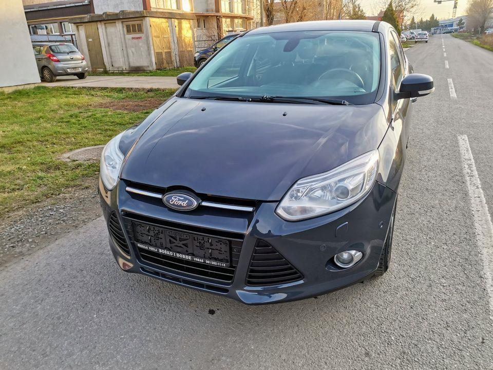 FORD-FOCUS-1-6-HDI-2011god-----TITANIUM---