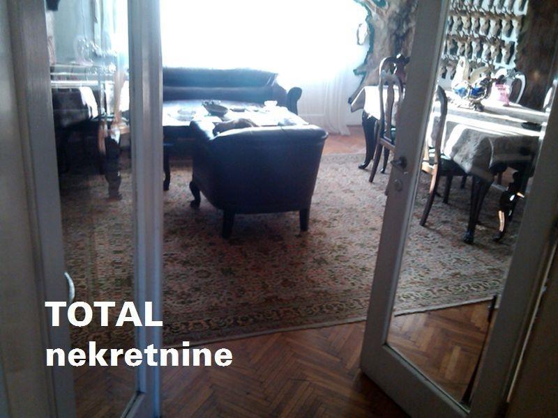 UKNJIZEN-cetvorosoban-salonski-stan-