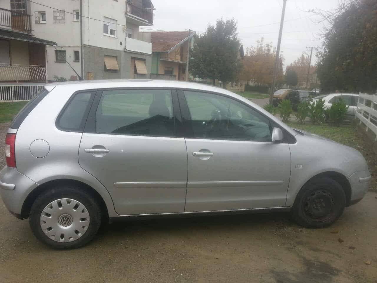 Prodajem-ili-menjam-za-veći-auto