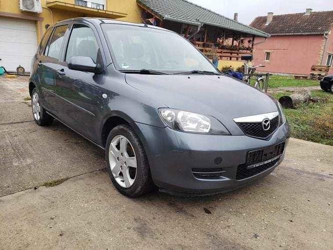 Mazda 2