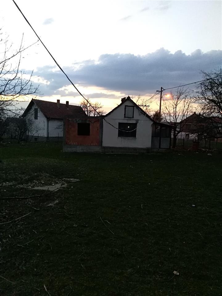 Plac-u-Punosavi-na-prodaju