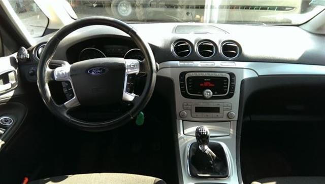 Renault-Clio-1-5-DCI--04