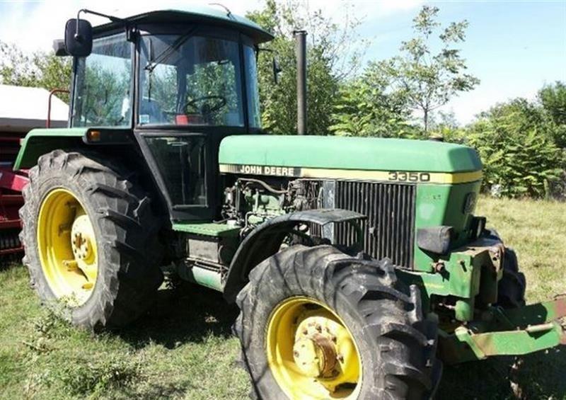 John-Deere-3350