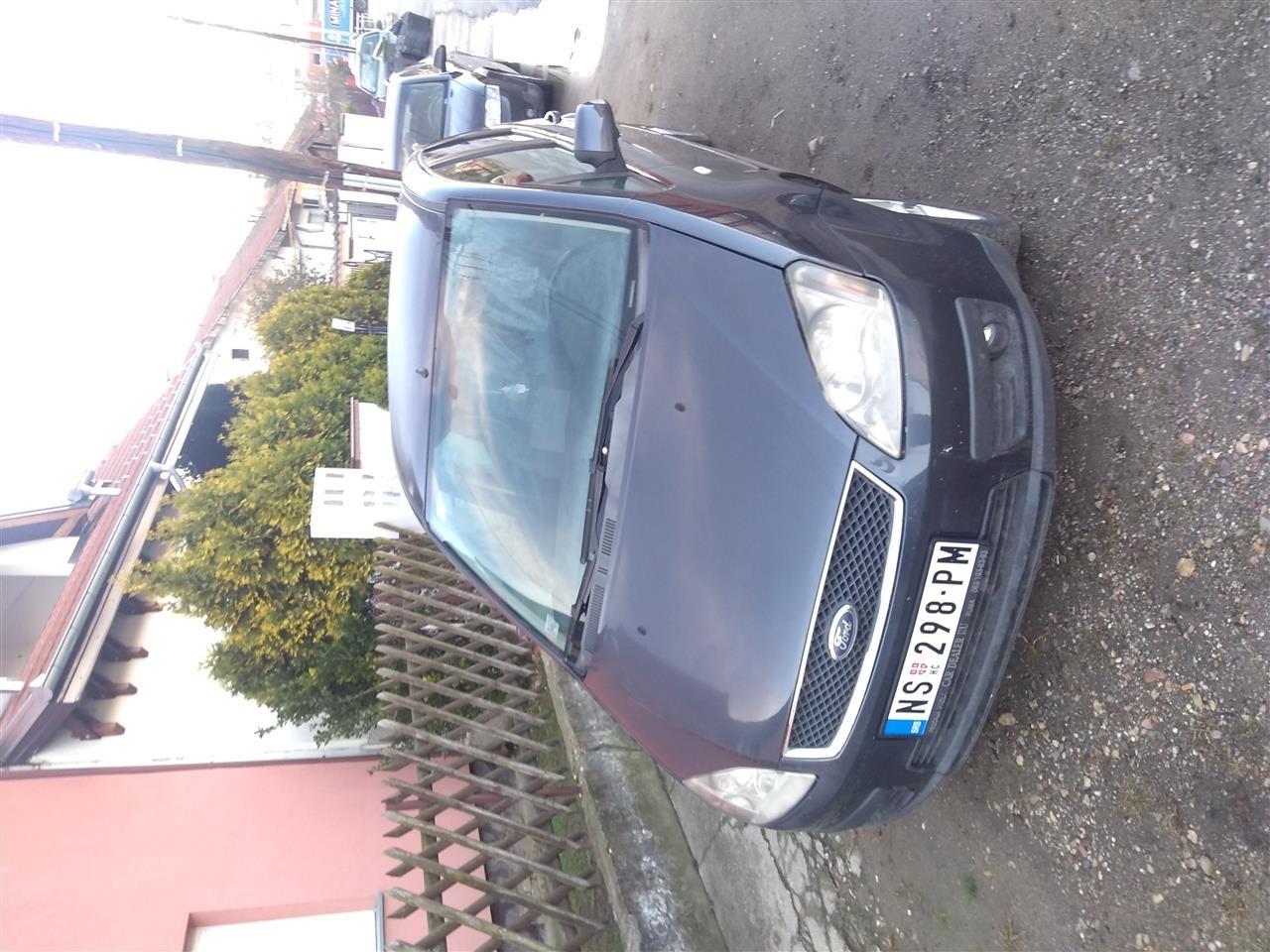 Prodajem-Forda-c--max2006-1-8tdci