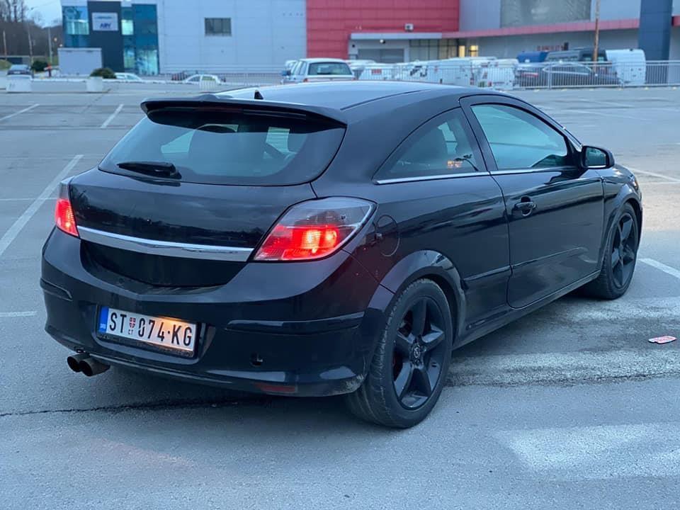 OPEL-ASTRA-OPC