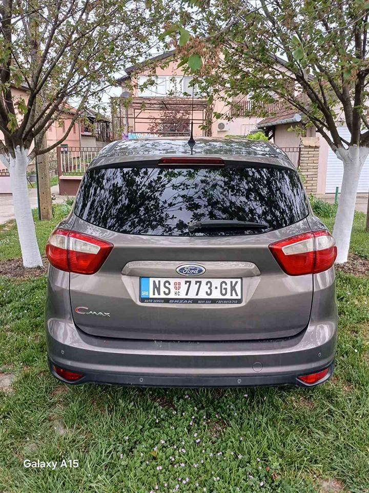 Ford-C---MAX