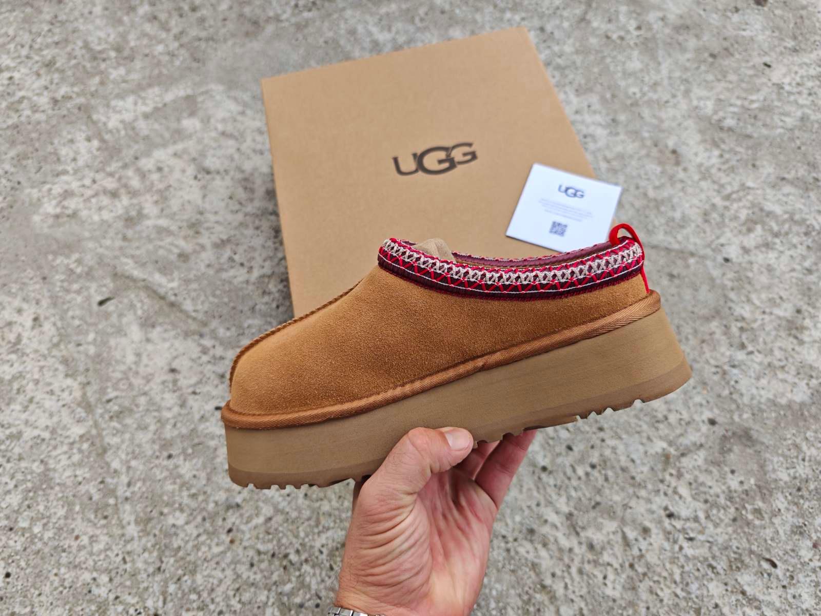 UGG-Tazz