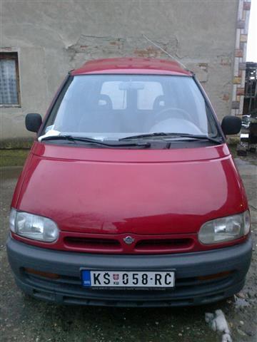 Zamenu-za-traktor-dajem-kombi